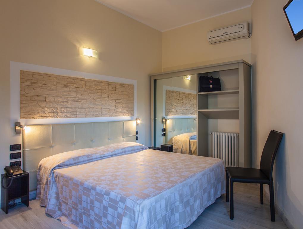 Hotel Calamosca Кальяри Экстерьер фото