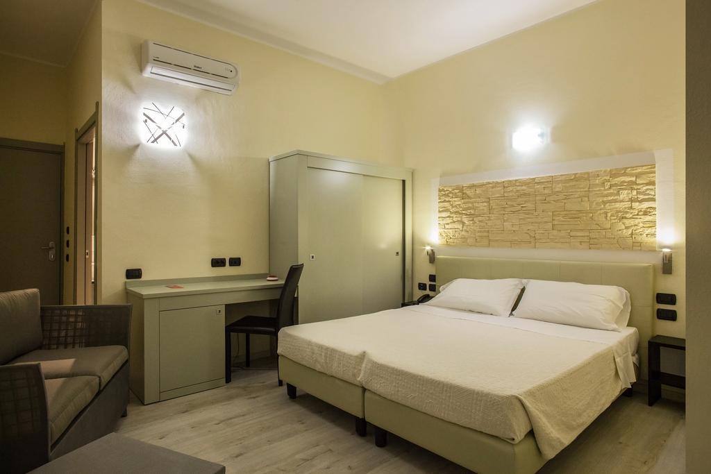 Hotel Calamosca Кальяри Экстерьер фото